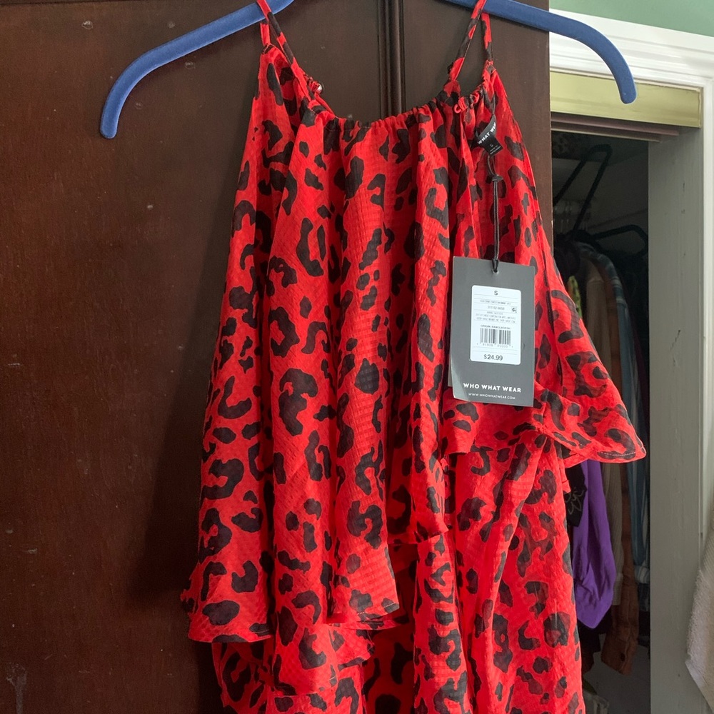 Red Leopard top